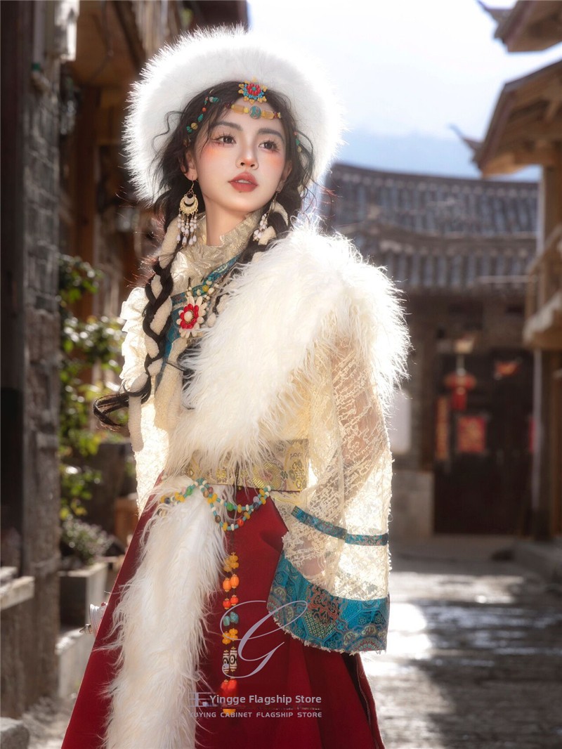 Tibetan Ethnic Women's New Sty - Ethnic Fashion Photography 评论和价格