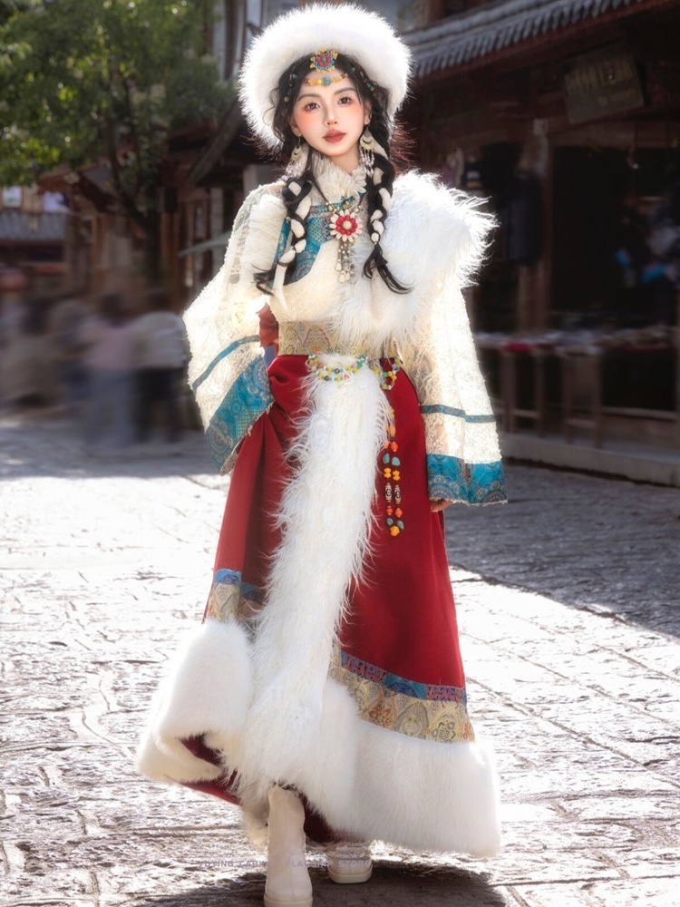 Tibetan Ethnic Women's New Sty - Ethnic Fashion Photography 评论和价格