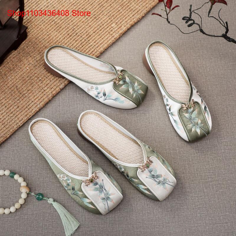 New Embroidered Slippers for H - Ethnic And Fashion 评论和价格